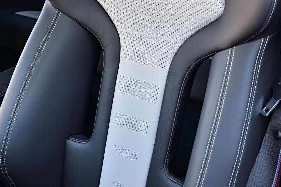 Детали интерьера BMW M3 CS (F80) 2018 года  (WW) (фото 91 из 94)